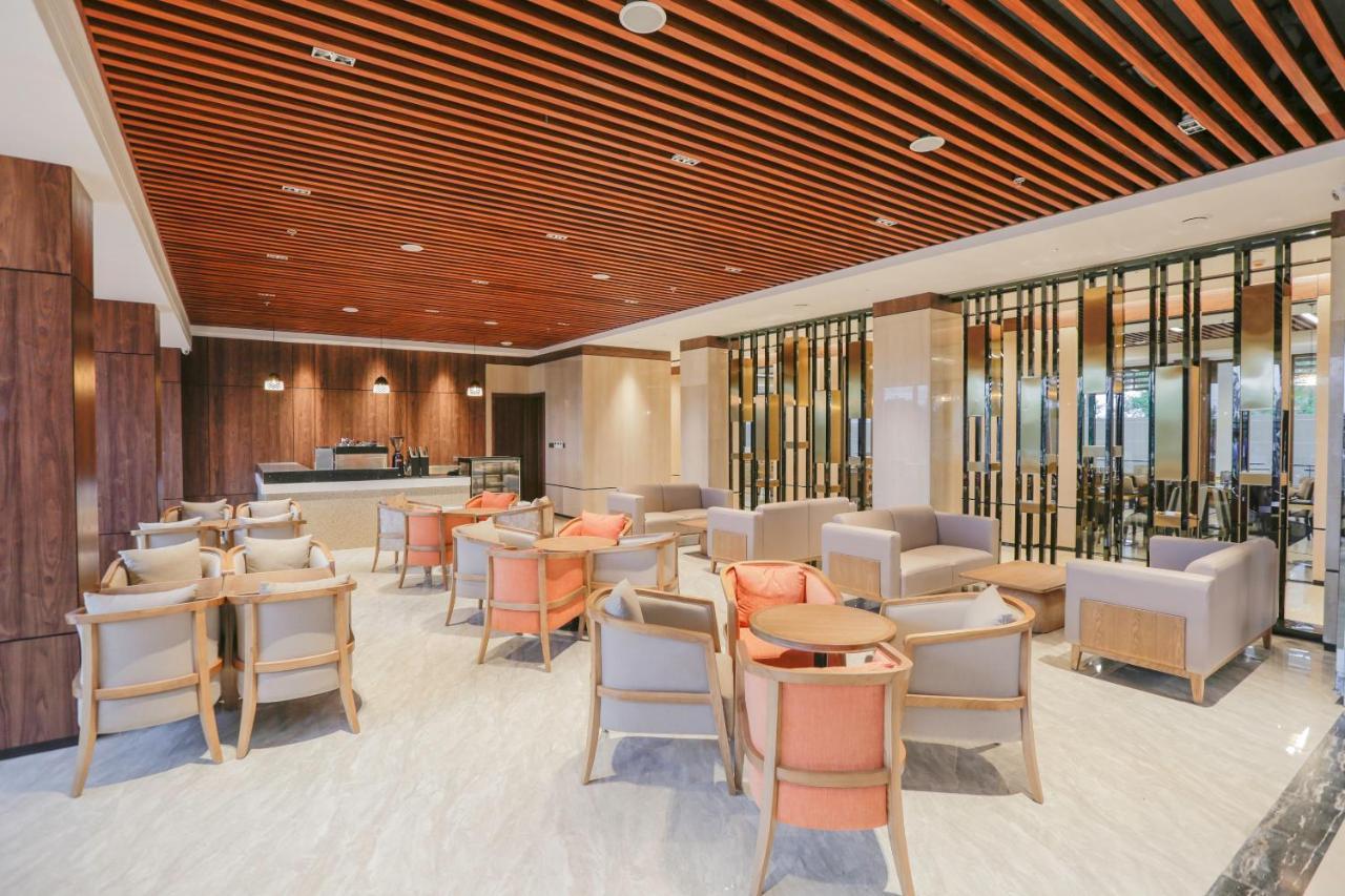 Hotel Casiana & Events Center Tagaytay Managed By Hii Tagaytay City Exterior photo